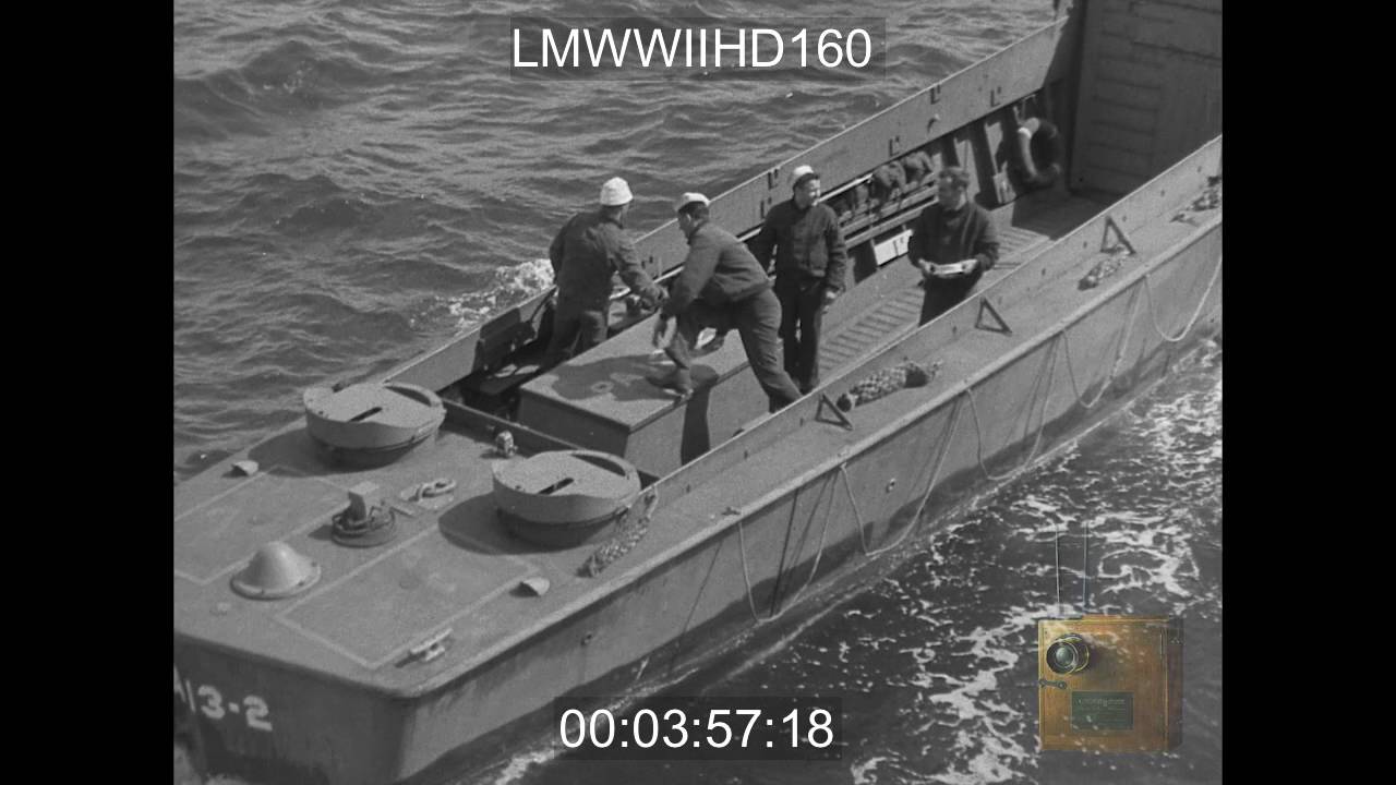 US TROOPS EMBARKING ON LANDING BARGES, TORQUAY, DEVON, ENGLAND, 6/2/44  - LMWWIIHD160
