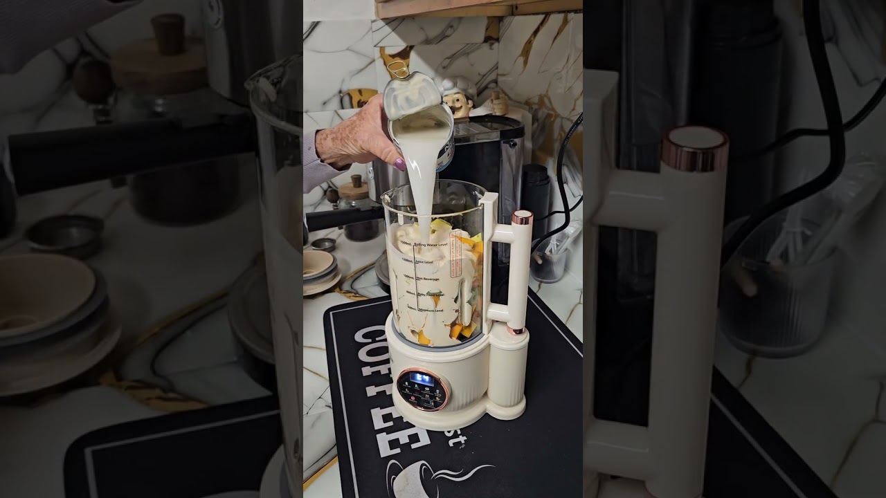 Aqui les dejo esta receta de crema de calabaza y quiero que vean esta batidora qué muele y cocina 