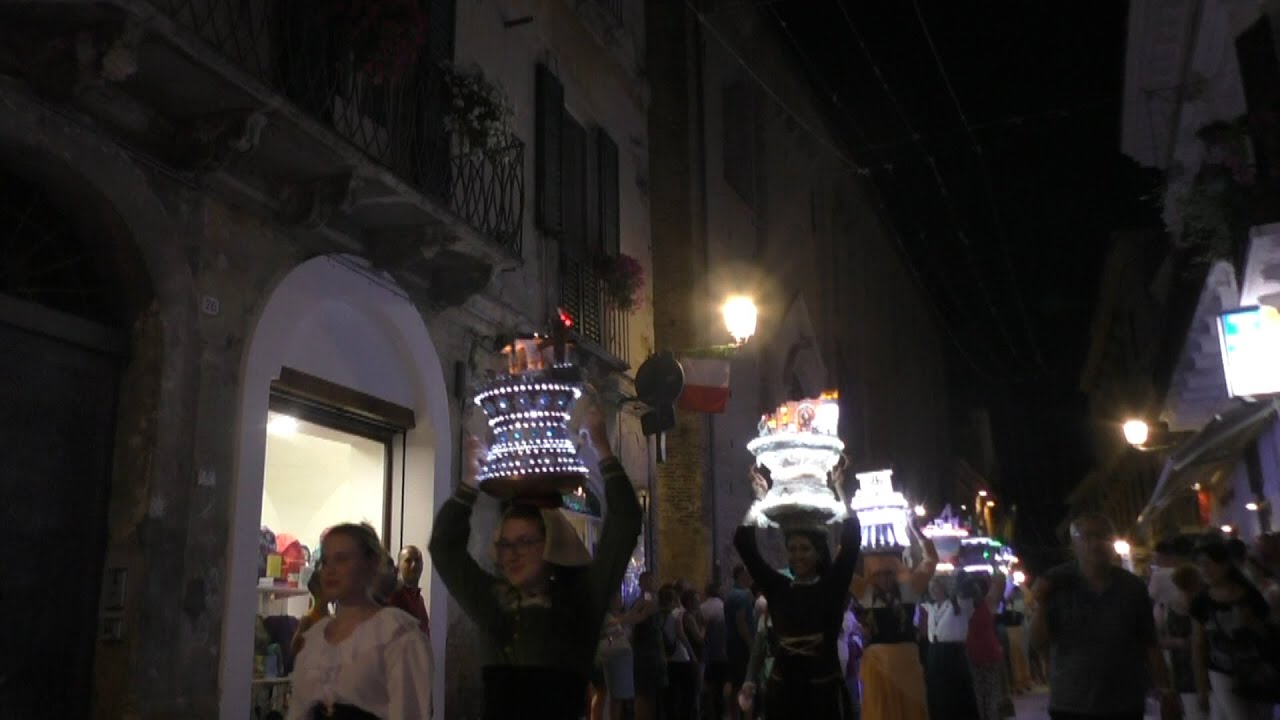 Sfilata Conche rescagnate a Città S. Angelo