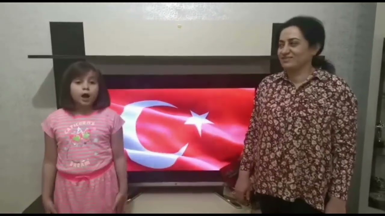 TİMUR SARRAFOĞLU İLKOKULU ÖĞRENCİ VE VELİLERİNDEN  İSTİKLAL MARŞIMIZ