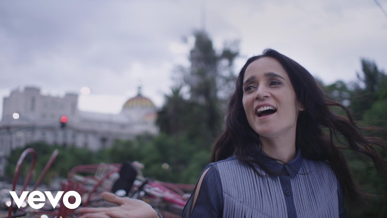 Julieta Venegas - Buenas Noches, Desolaci&oacute;n (Official Video)