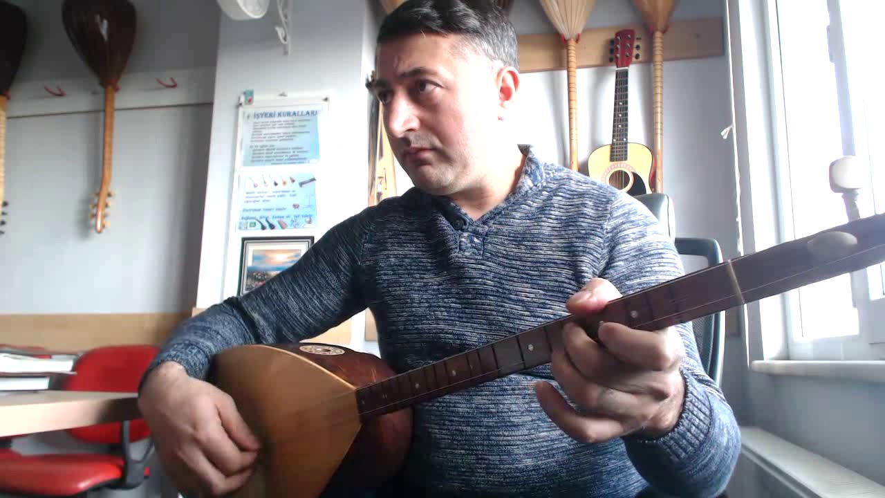 Bir tipiye yakalandım. solfej ileri seviye egzersizli eser.