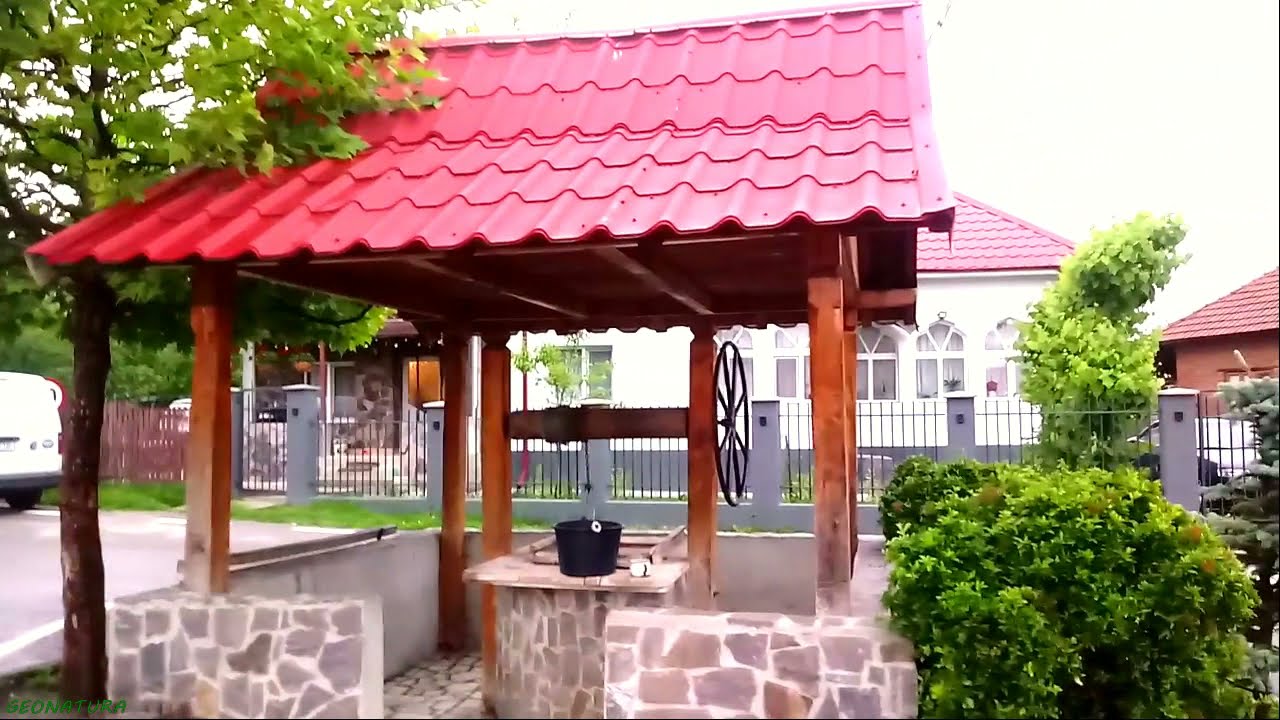 Seara dupa ploaie. Sat Poduri-Comuna Corbi. Arges