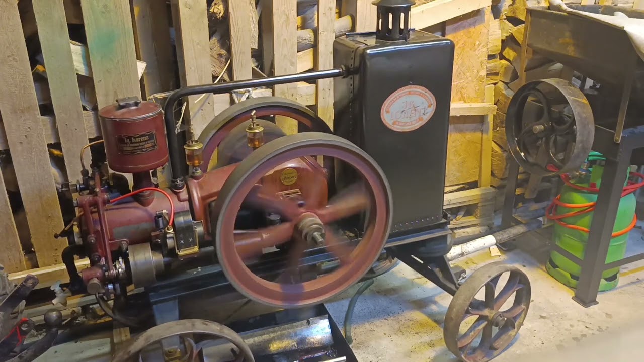 Lorenz Stationary engine.