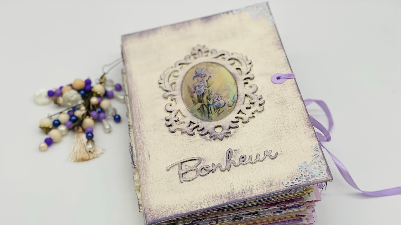 [Sold] Purple Bonheur junk journal