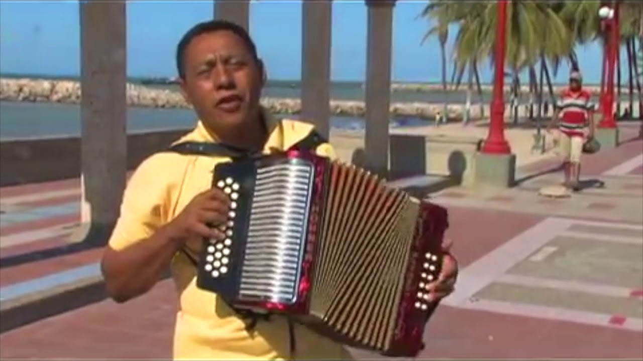 Con La Mirada Puesta en Jesús - Ramon Bolaño [Video Oficial]