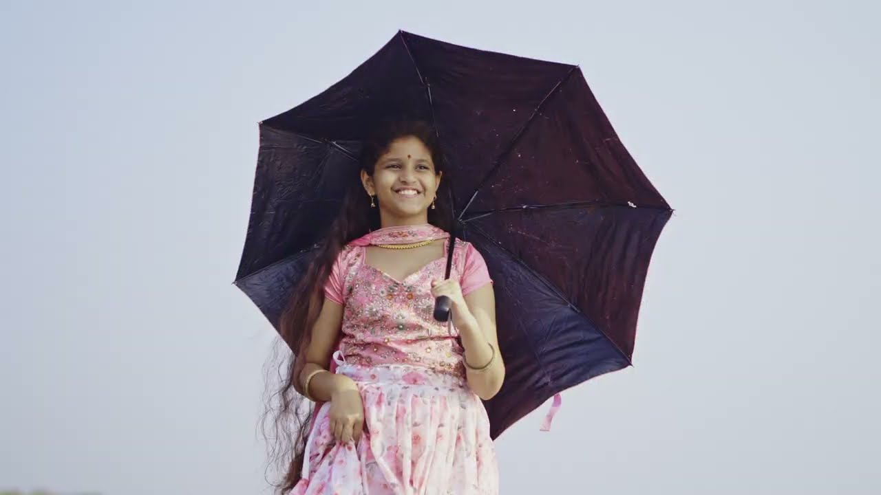 Akanksha's Halfsaree Preshoot Visuals #love #family #photography 