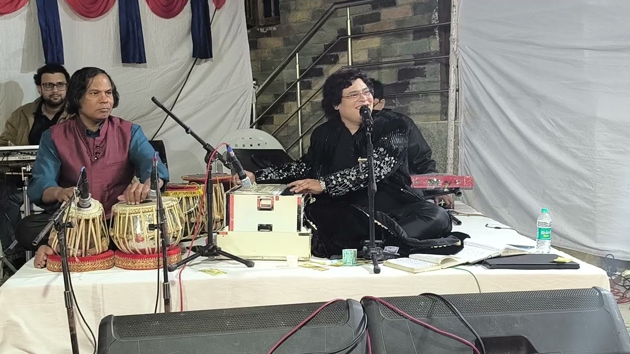 Shola hu bhadaknay ki guzarish nai karta. Sikandar khan hyderabad ghazal 