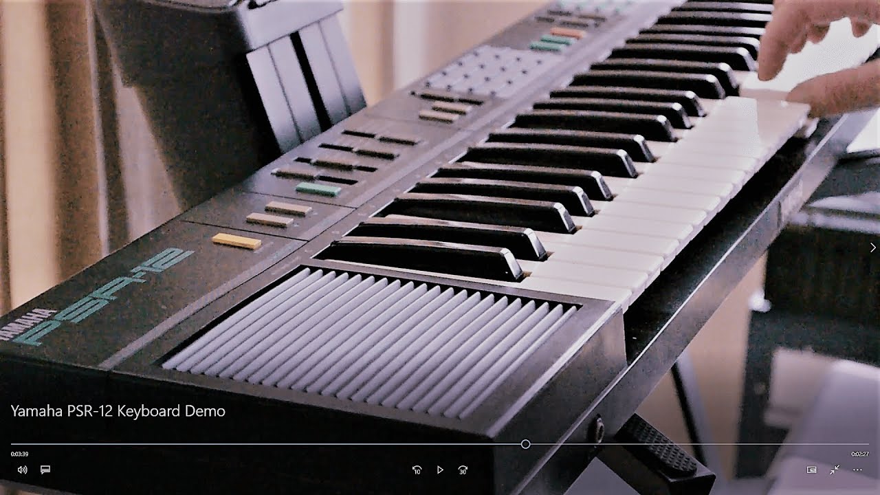 Yamaha PSR-12 Keyboard Review and Song (YM3812 Synth Chip Sound Blaster 2.0)