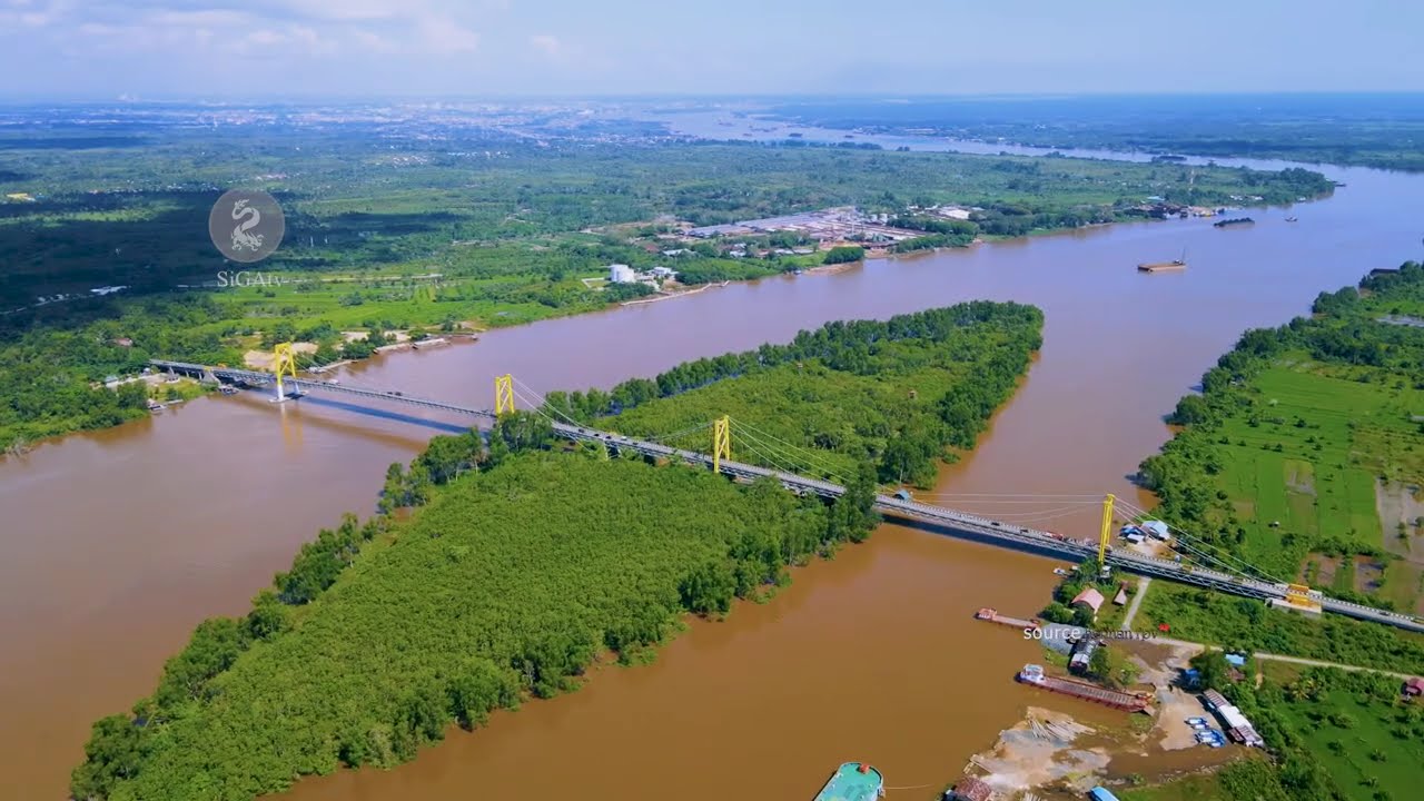 WISATA JEMBATAN BARITO BERSAMA MR. SIGA