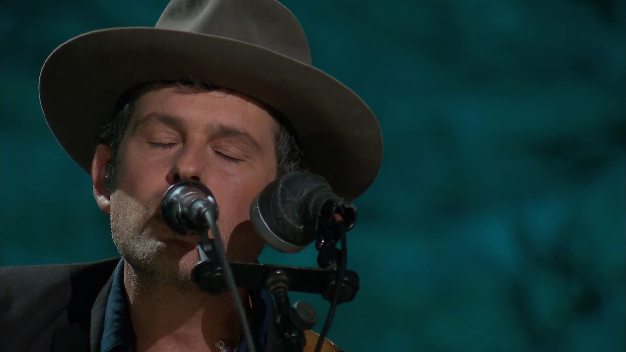 Gregory Alan Isakov on Bluegrass Underground, 