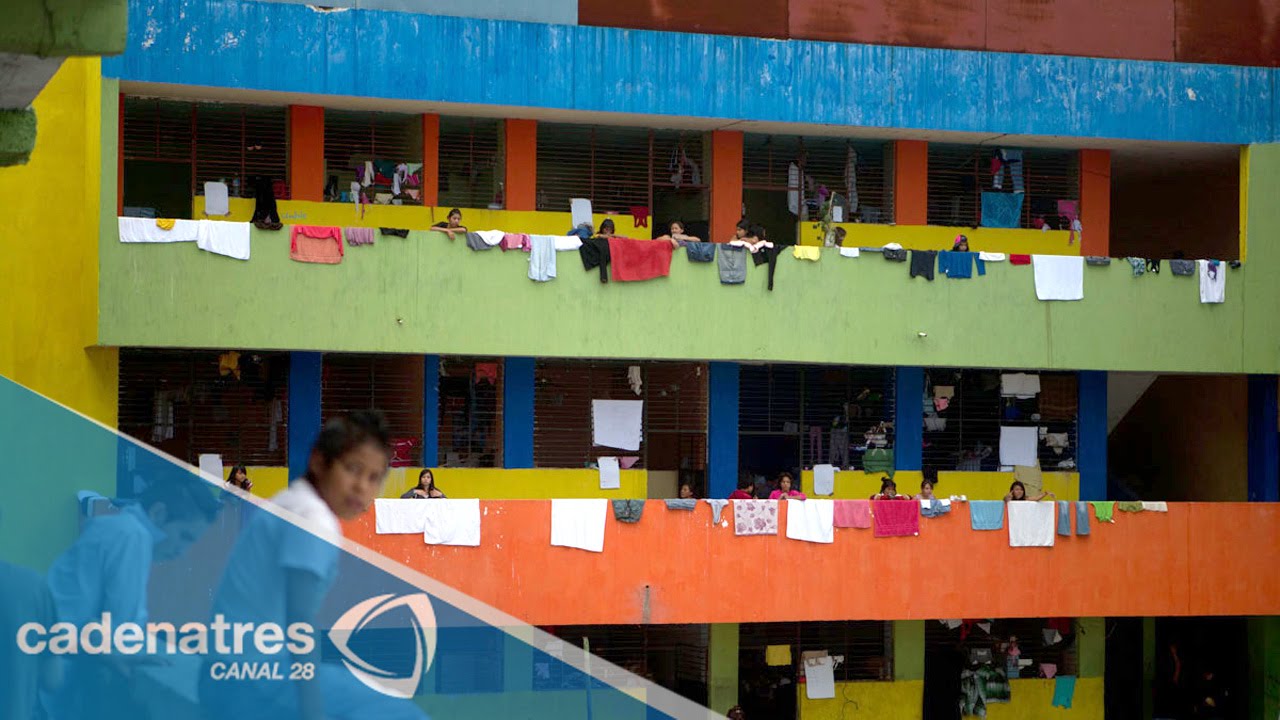 Albergue La Gran Familia y la seguridad en la credencial de elector en Semanal 28 06/10/14