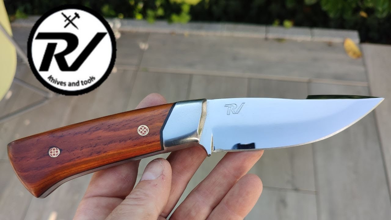 UN COUTEAU HARPON POUR UN ABONNE
