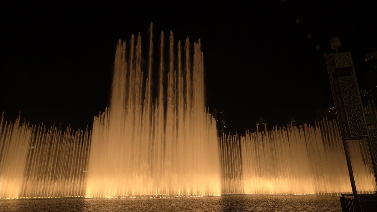 The Dubai Fountain - Thriller