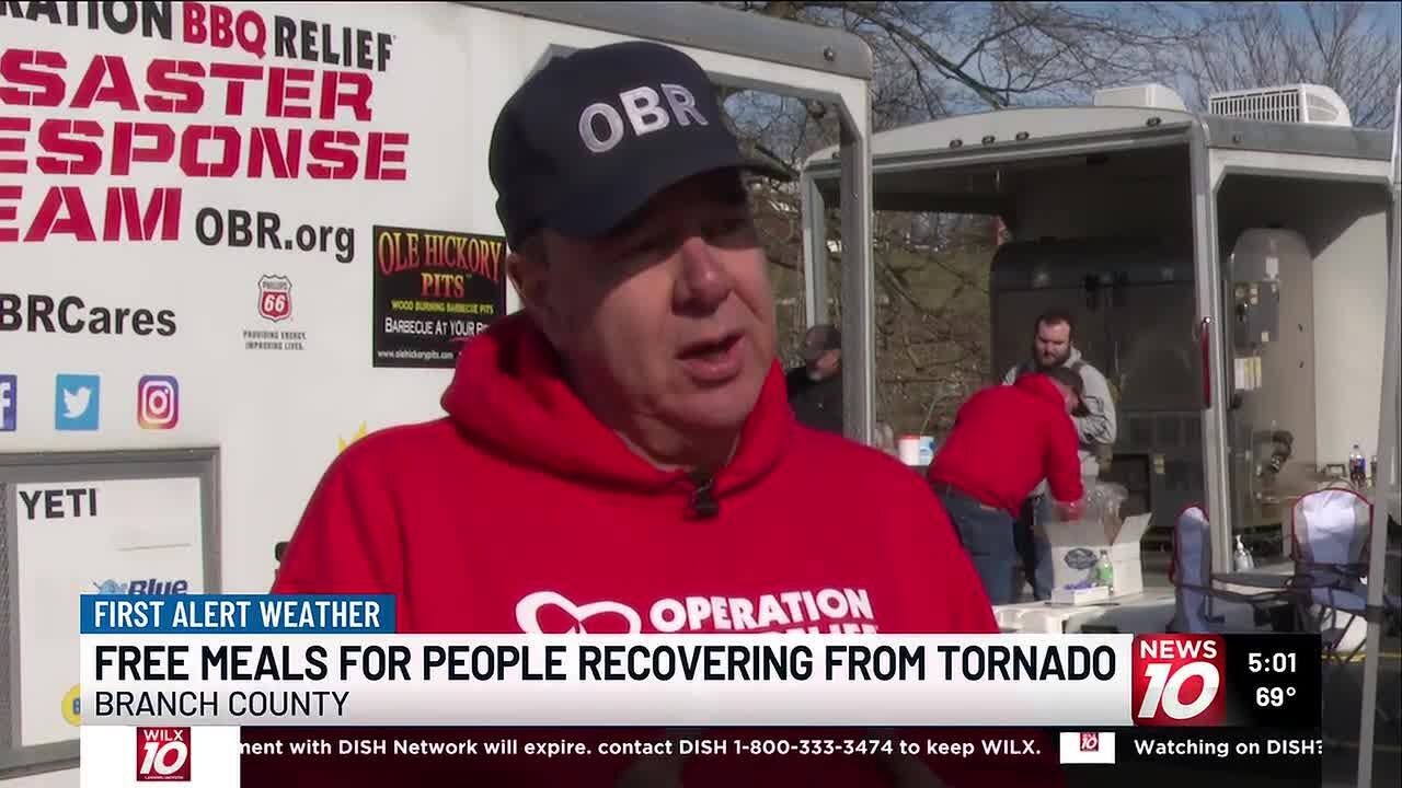 Group giving out free meals for residents impacted by Union City tornado