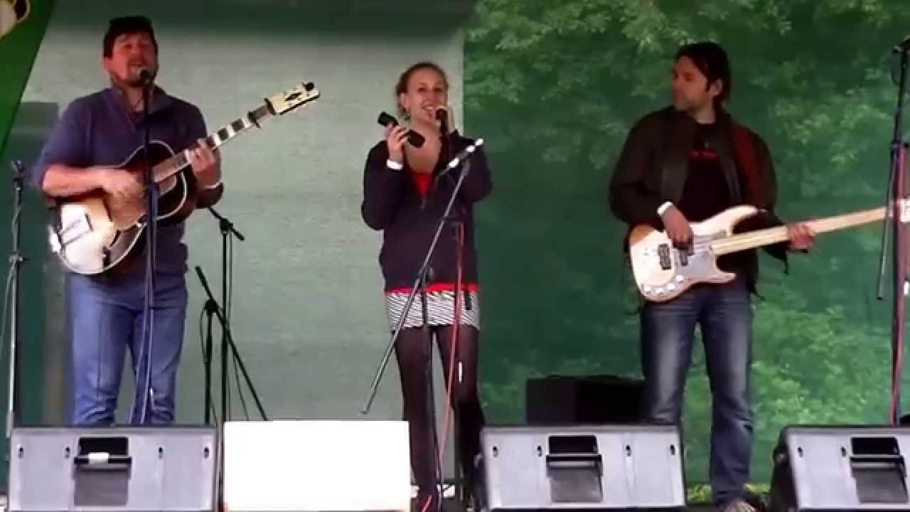 Disneyband - Jak přež&iacute;t do jara - Porta Řevnice 2014