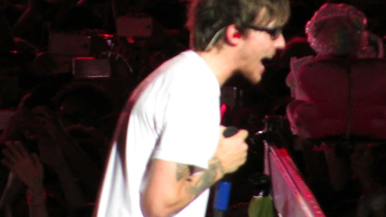One Direction [Louis Focused] - One Thing, OTRA Singapore
