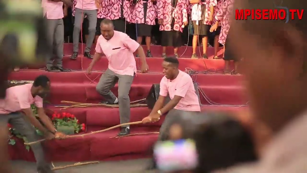 GAKE GAKE BY GOSHEN FAMILLY CHOIRA//DEPR MUHOZA MURI UZI KURINDA LIVE CONCERT