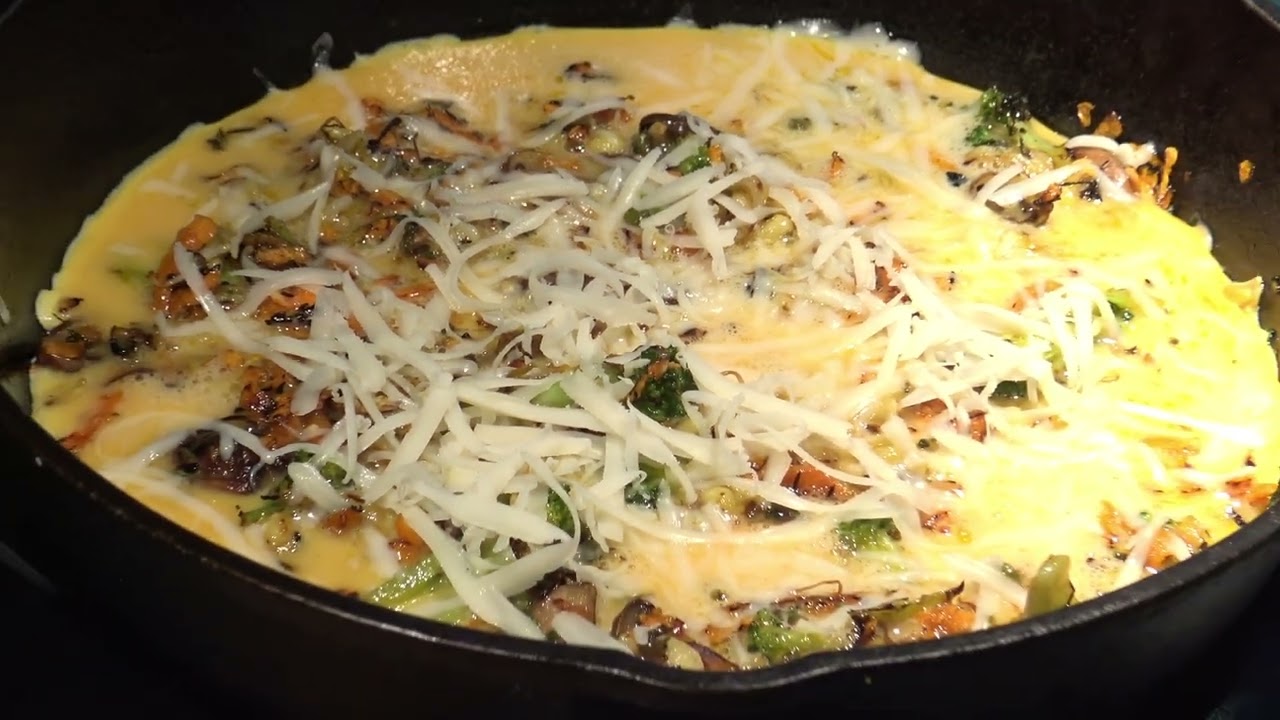 Carrot mushroom broccoli mungbean sprout omelette.