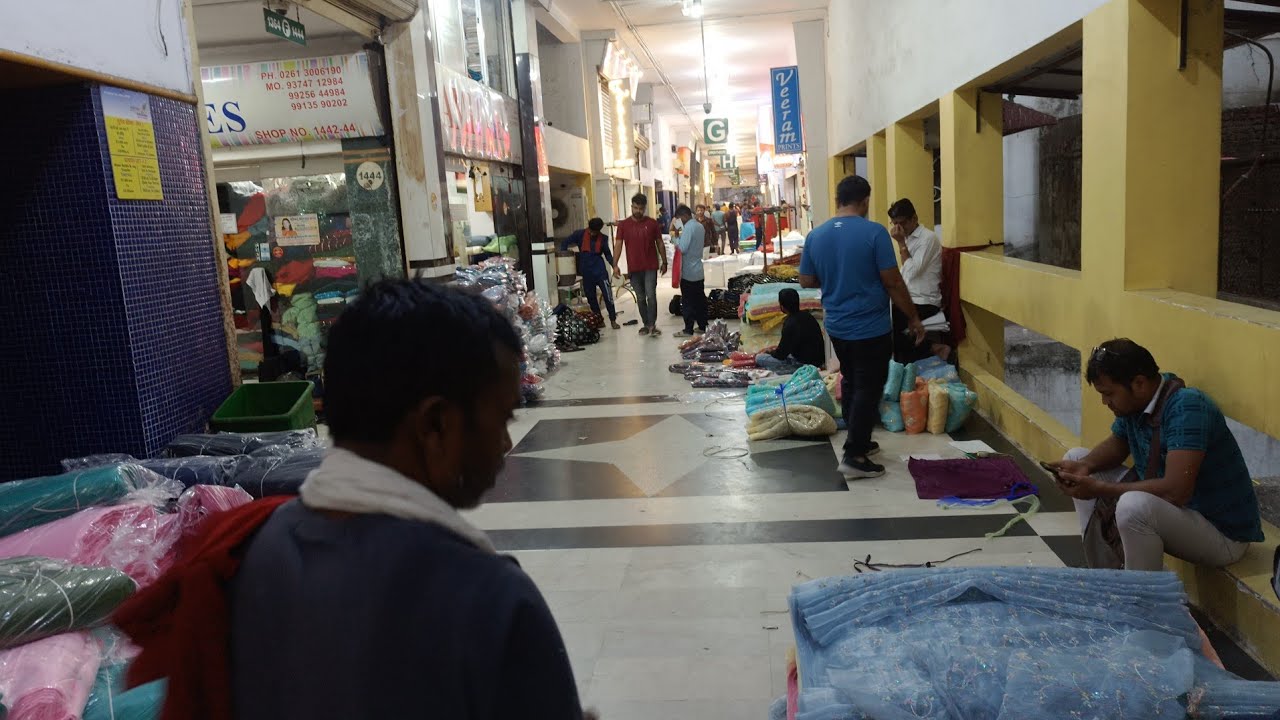 Surat rkt market| surat famous market #surattextilemarket