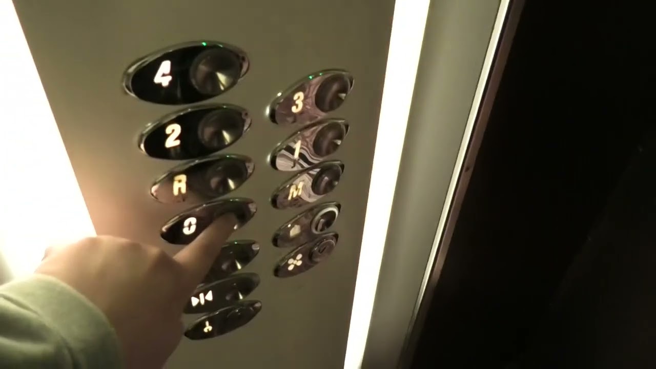 Otis Gen2 Elevators At The Newry Canal Court Hotel