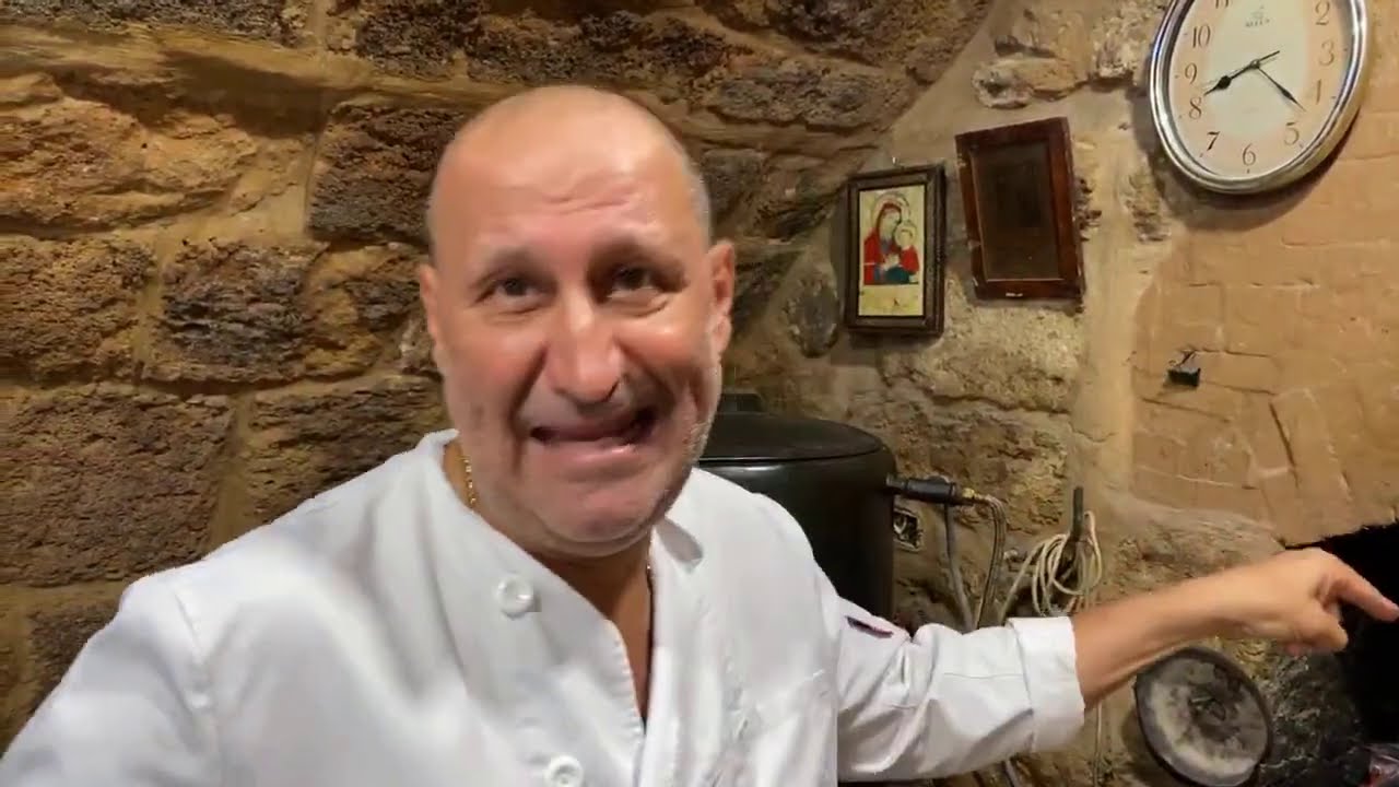 LIVE: Furn MERCHAK, The Famous Manoucheh of Batroun
