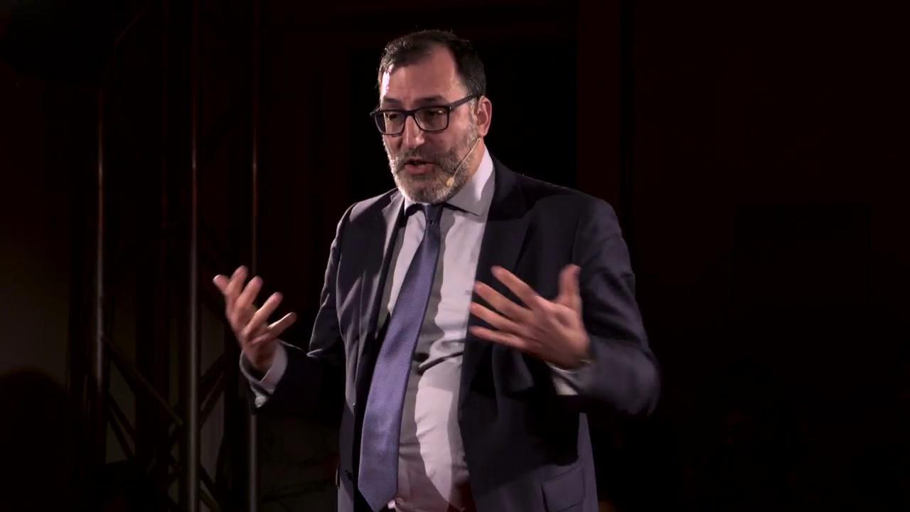 Derechos fundamentales en la era digital | Eloy Velasco | TEDxUDeustoMadrid
