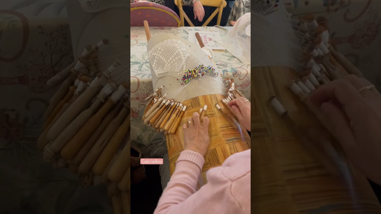 Spanish lacemaker at theMostra do Encaixe International Lace ConventionIn Galicia, Spain. #lace #art