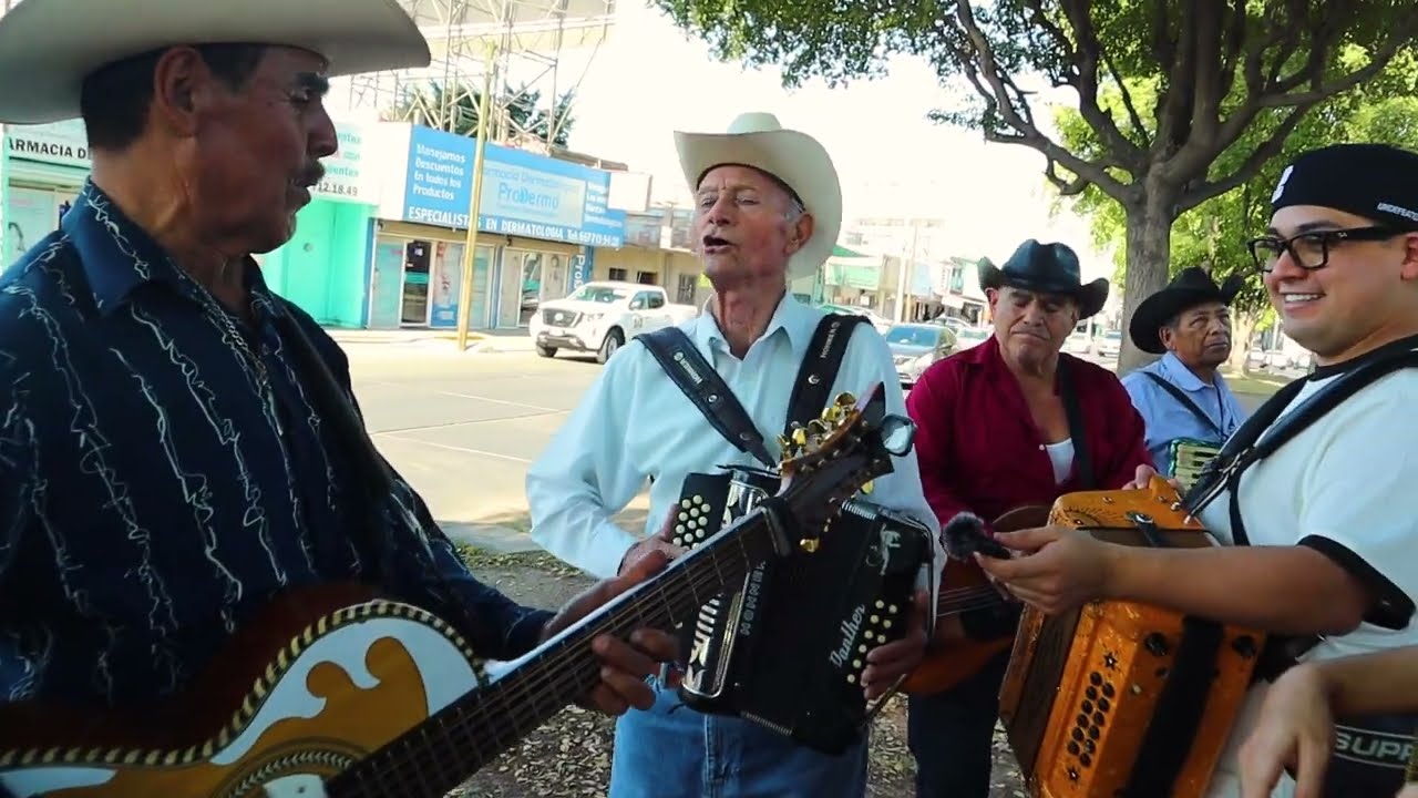 Rey Pobre - Los 2 Amigos De Culiacán (En Vivo)