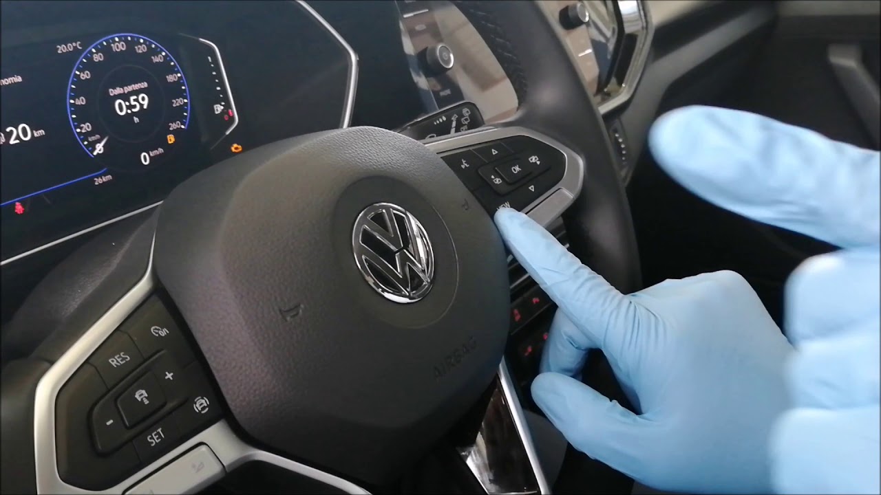 Sali a bordo della tua nuova Volkswagen T-Cross!