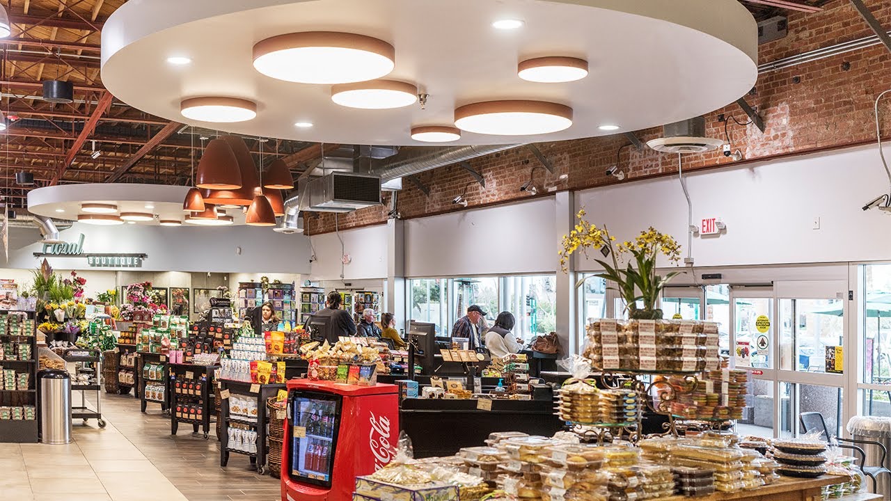 Store of the Month: AJ's Fine Foods   Phoenix, AZ