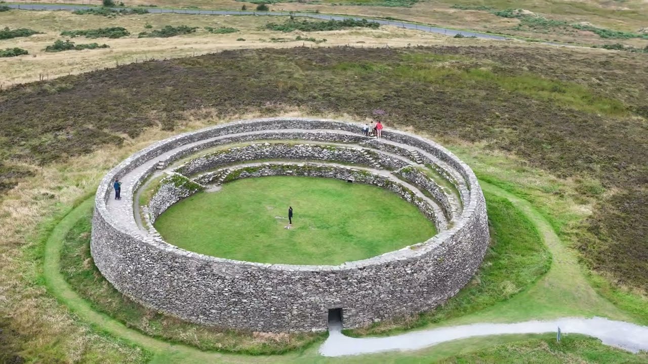 Grianan Ailigh (parallax)