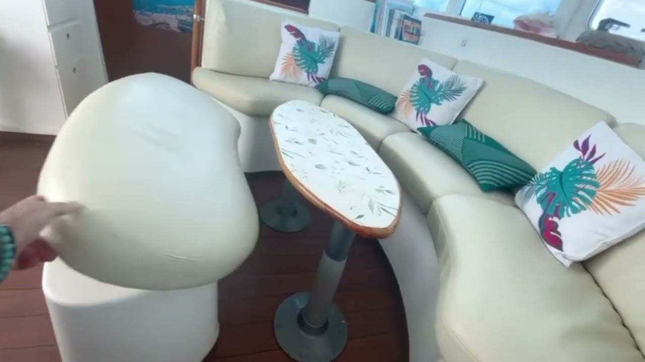visite virtuelle de notre Lagoon 380 totalement autonome que nous mettons en vente
