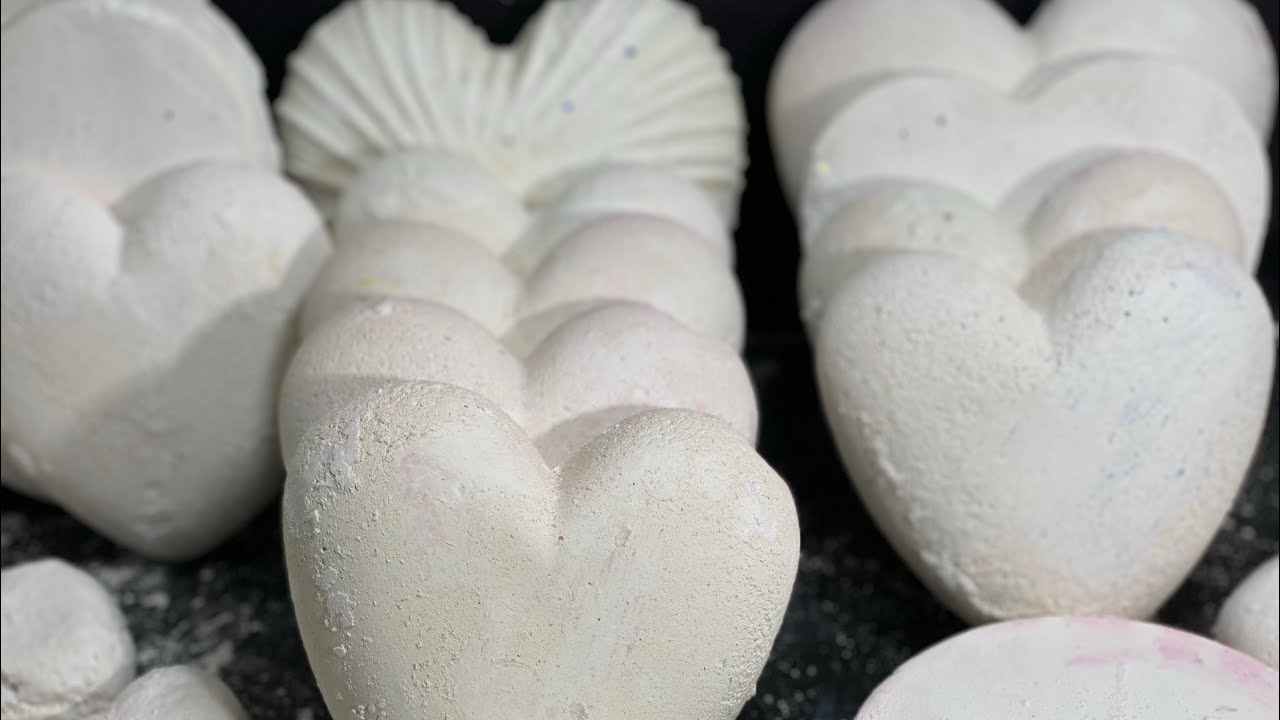 Plain Heart 3D Crush | Soft and Dusty