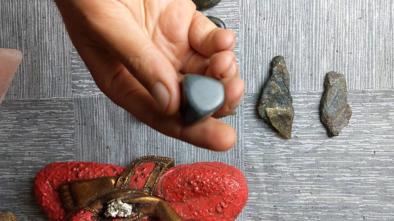 La Labradorita - Propiedades, Usos y Rituales #Gemoterapia #EldesvelodeISIS88