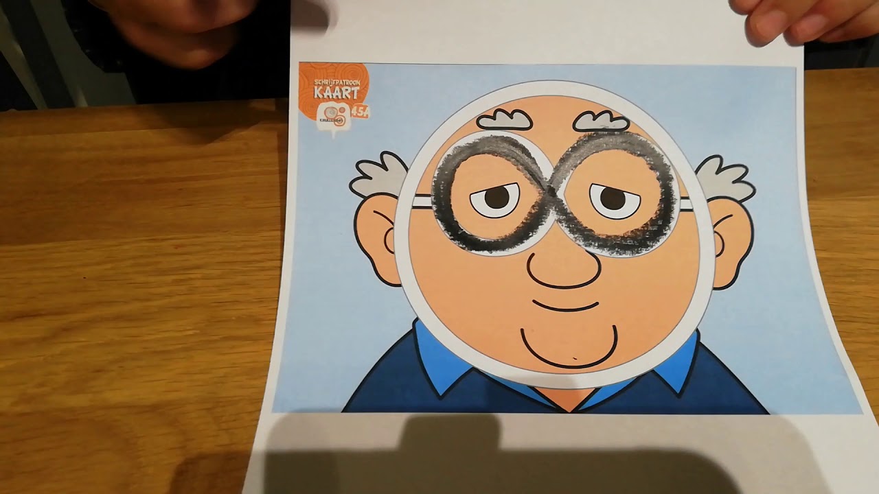 Krullenbol: bril van opa Brom