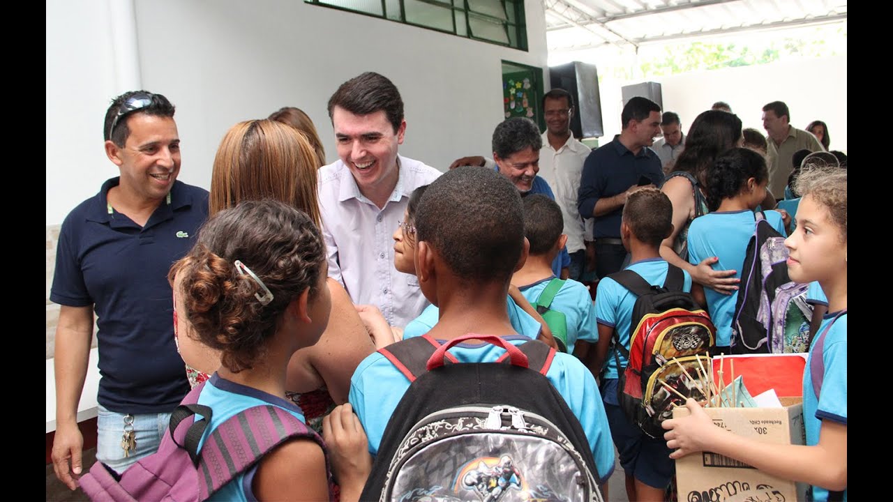 Prefeitura entrega obras de revitalização da Escola Padre Wilson no Bairro Igrejinha