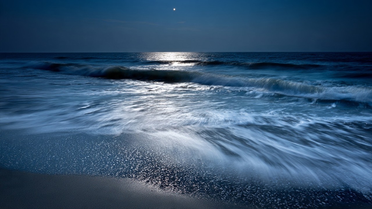 Struggling to Sleep Tonight? Try These Ocean Waves 🌊😴