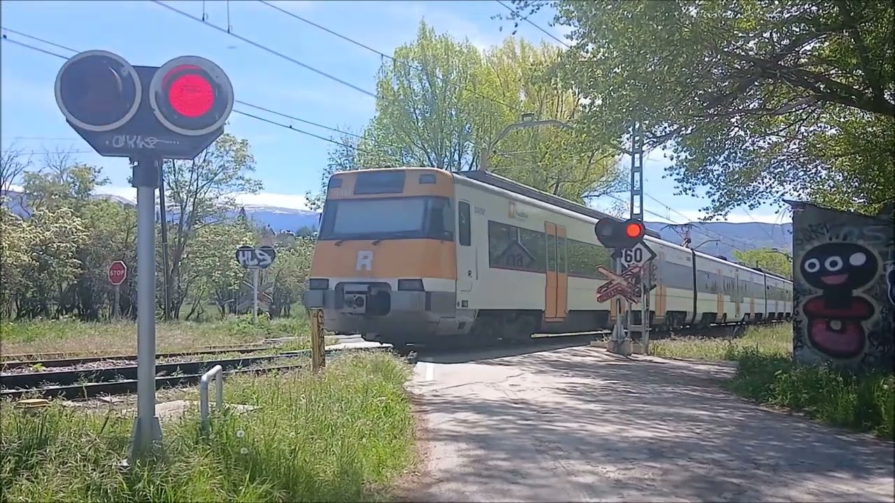 Paso a nivel sin barreras en Puigcerdà (3/3)