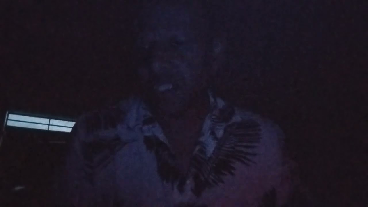 Vou começar tudo de novo, curtam com seu amor no escurinho como esta neste vídeo- joinha.