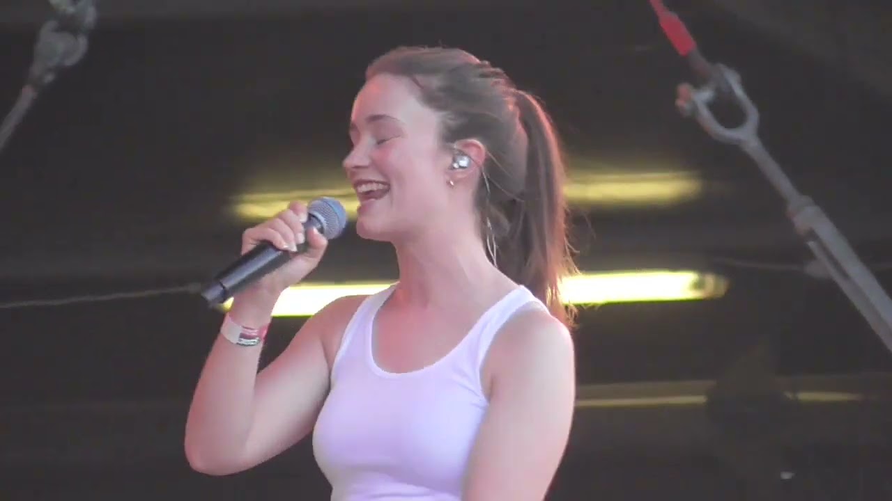 Sigrid - Burning bridges - Sziget Festival 2022, Hungary Budapest