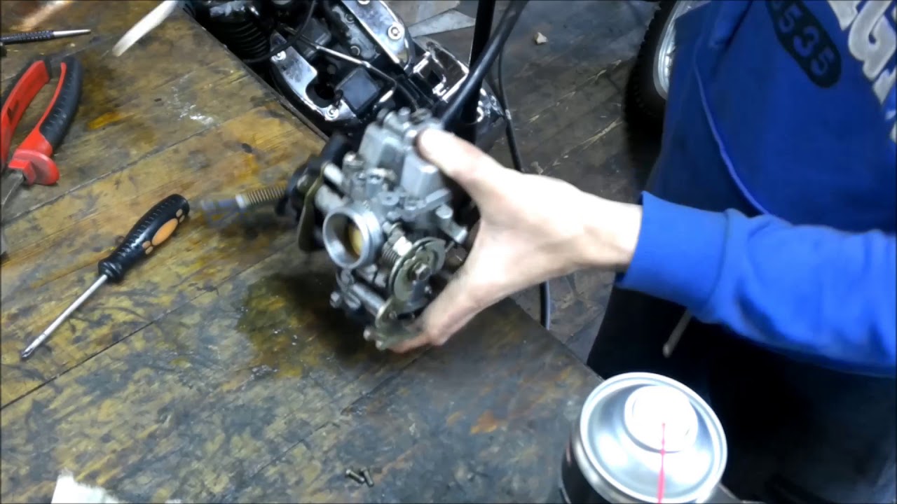 Снятие и чистка карбюратора BSR32 на Suzuki Djebel 250