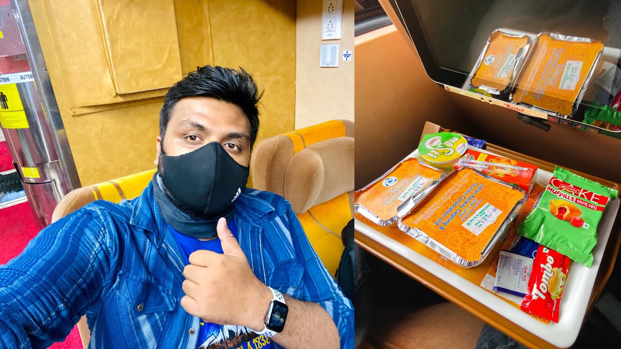 Tejas Express Executive Class ke asli maze khana hi khana || IRCTC Food || Indian Railway