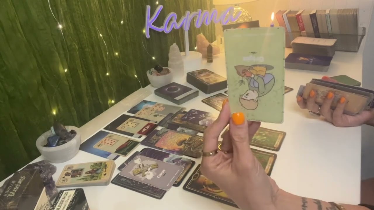 LEO ♌️LIFE CHANGING DECISIONS & SOMEONE CAN'T SEE THE BIGGER PICTURE.YOU ARE VERY WISE TAROT READING