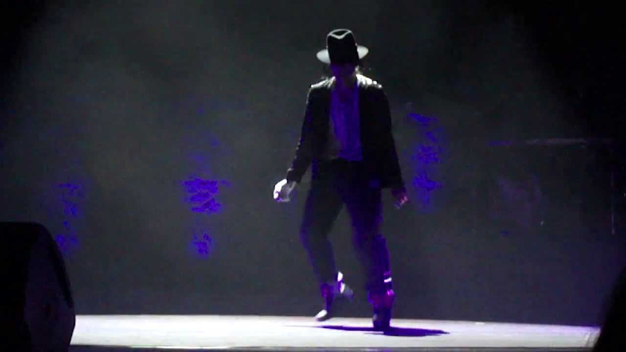 Michael Jackson: Ultimate Thriller Tribute - Billie Jean