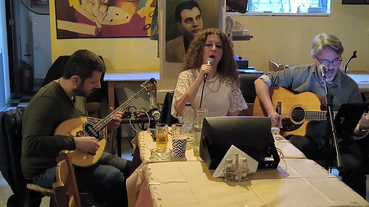 Κάθε ηλιοβασίλεμα: Δήμητρα Κωστάκη στο 