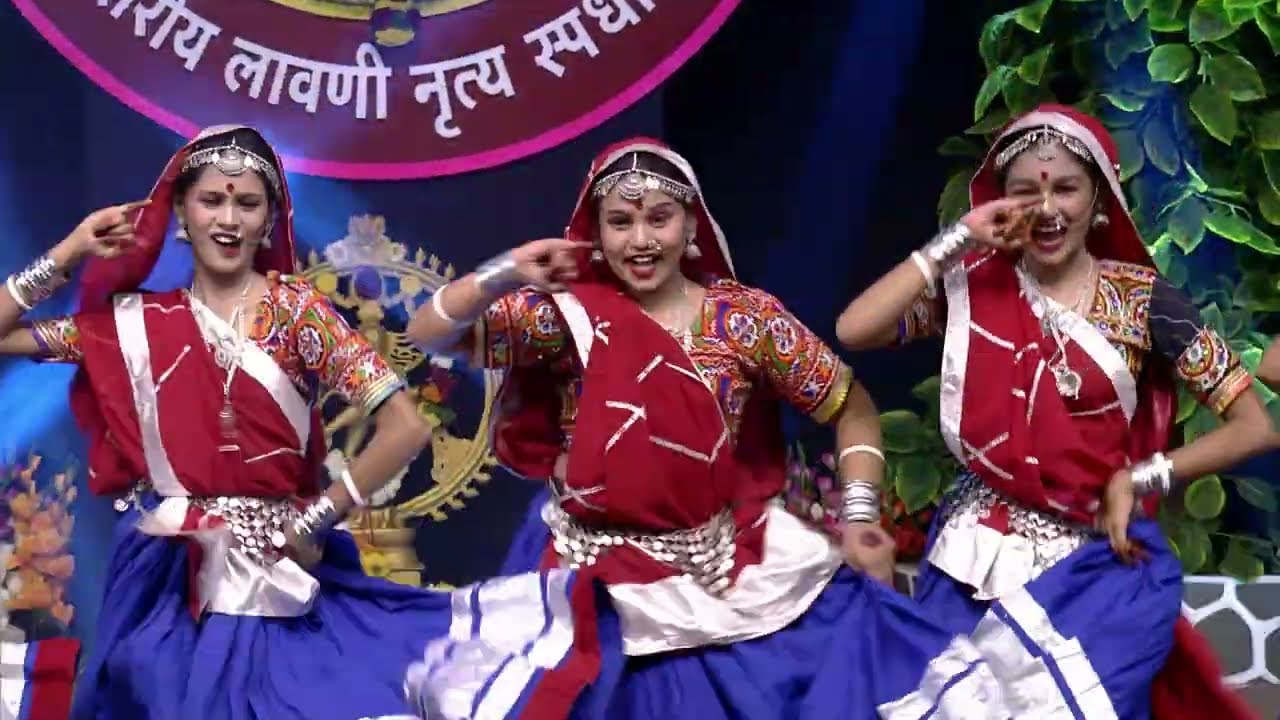 घुमर गीत - सादरकर्ते : महर्षि शंकरराव मोहिते प्रशाला ,यशवंतनगर : विद्यार्थी कलाकार
