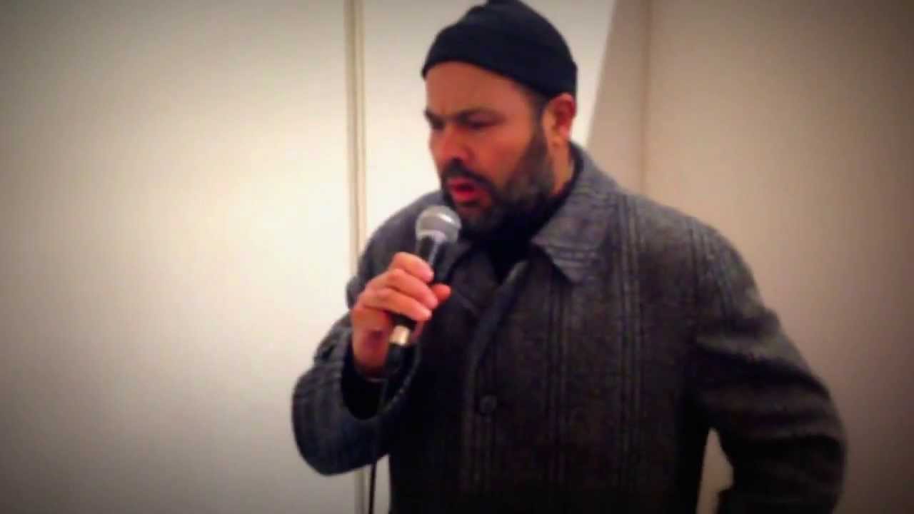 Adhan  آذان - Sheikh BOUSSENNA Allal - RAMF 2013 - Salle Exposant