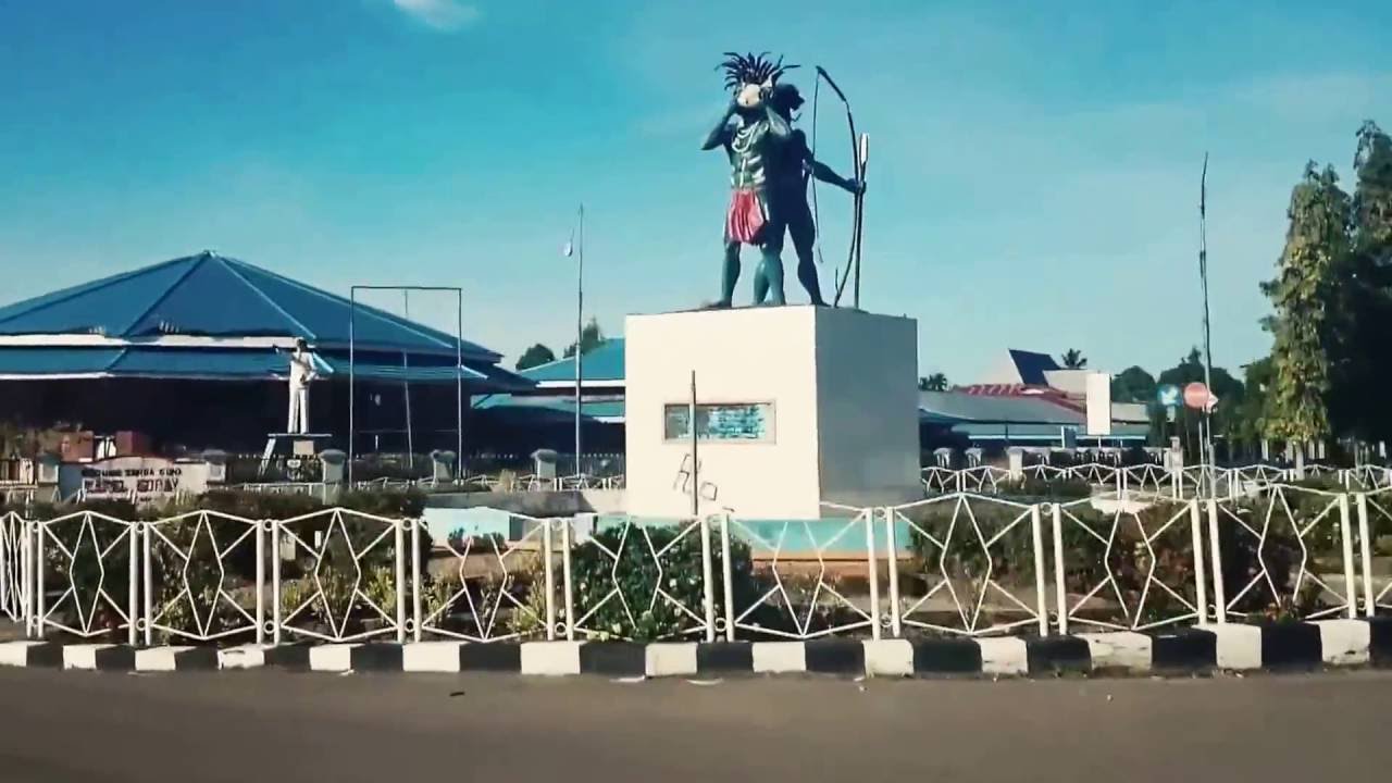 papua music...Di nabire kaka menantimu-Loela Drakel