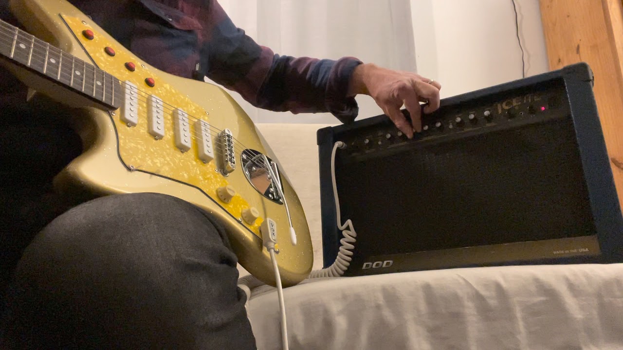 1990’s DOD Ice It 2x8” Twin Eight Amplifier USA Amp Blue Tolex w Distortion Chorus & Reverb Rare